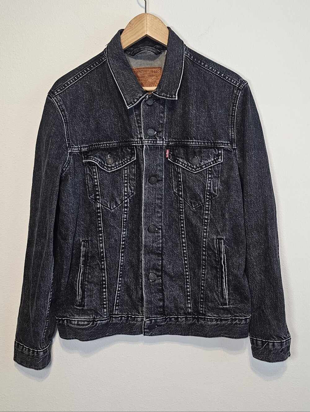 Levi's Men's Original Trucker Jacket Faded Black Denim Size M 72334